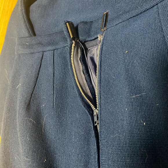 Lucia 100% pure wool vintage skirt suit - Picture 6 of 12